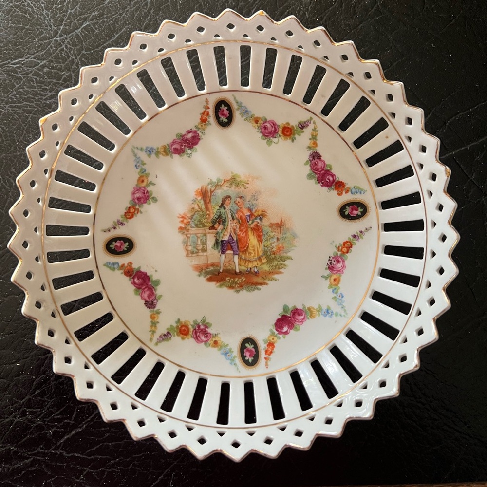 ANTIQUE PORCELAIN GERMAN RETICULATED PLATE